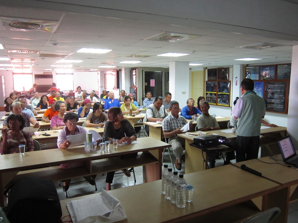 農民踴躍參與講習會，座無虛席