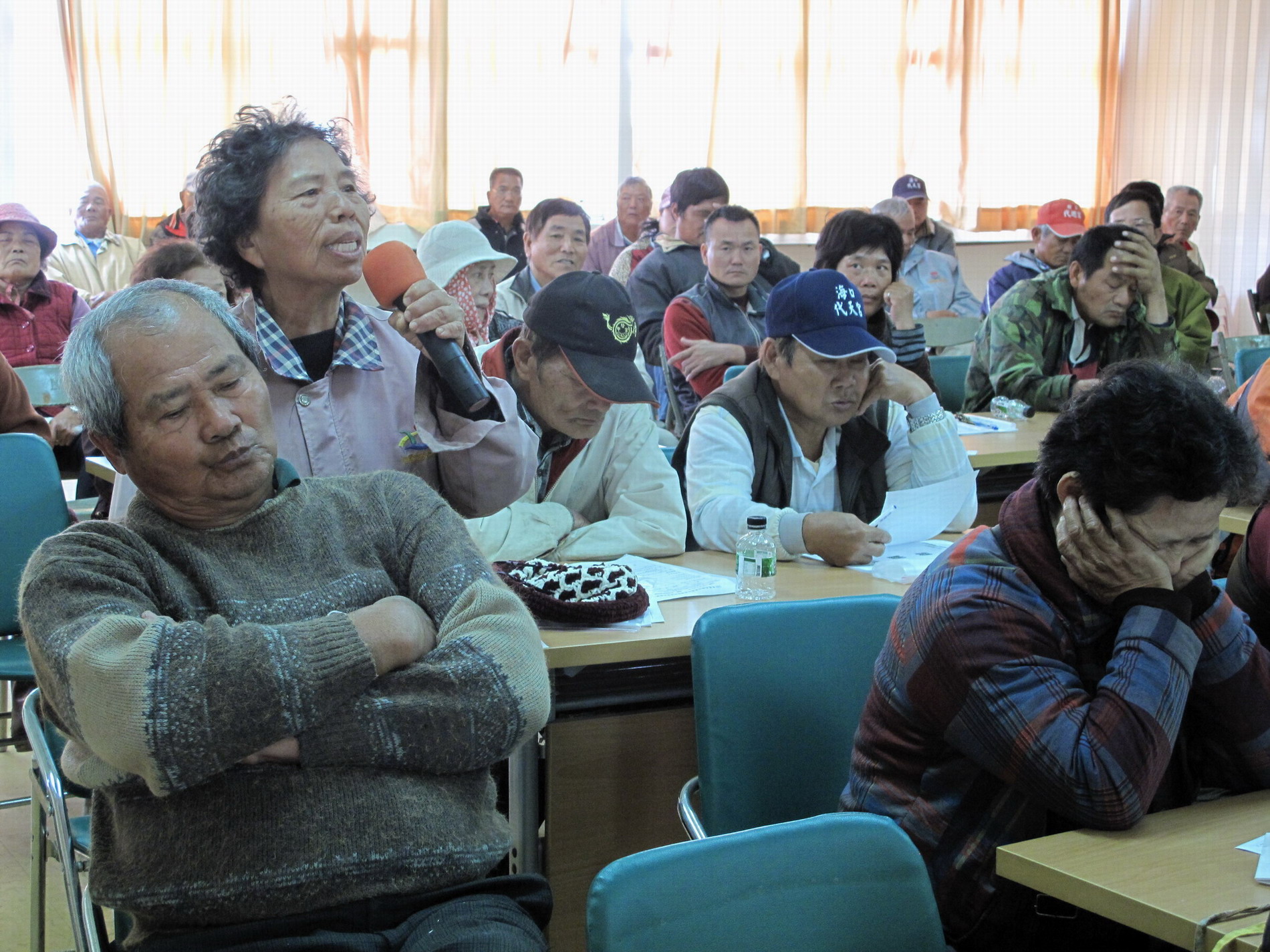 朱女士建議包裝資材價格調高，希望政府能補助