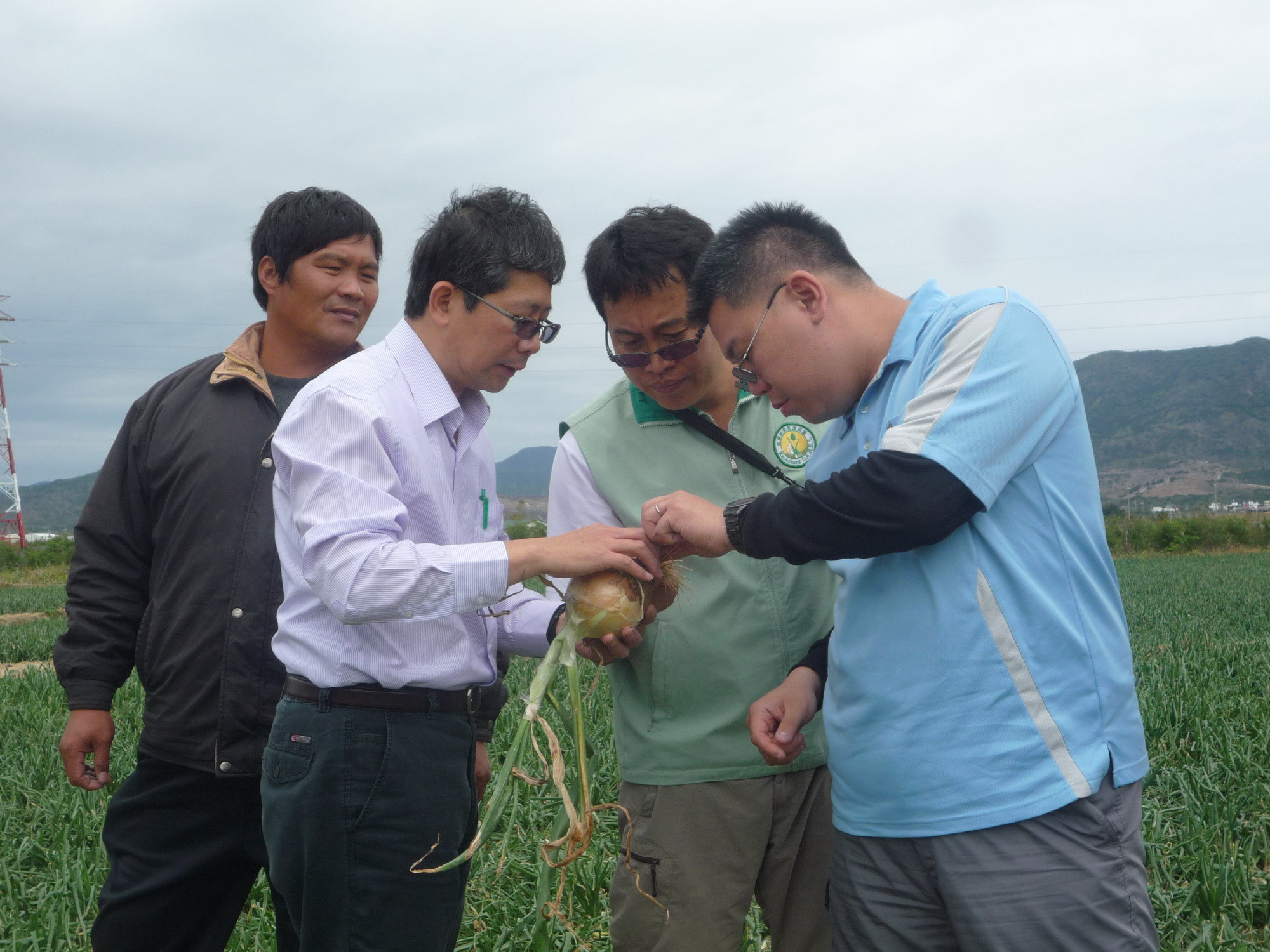 高雄場專家田間會診服務”讚”