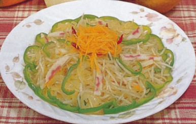 粉紅色四季秋海棠極為亮眼 粉紅色四季秋海棠極為亮眼