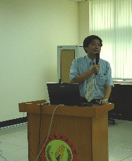 屏東科技大學王鐘和副教授說明有機農產品產銷履歷制度