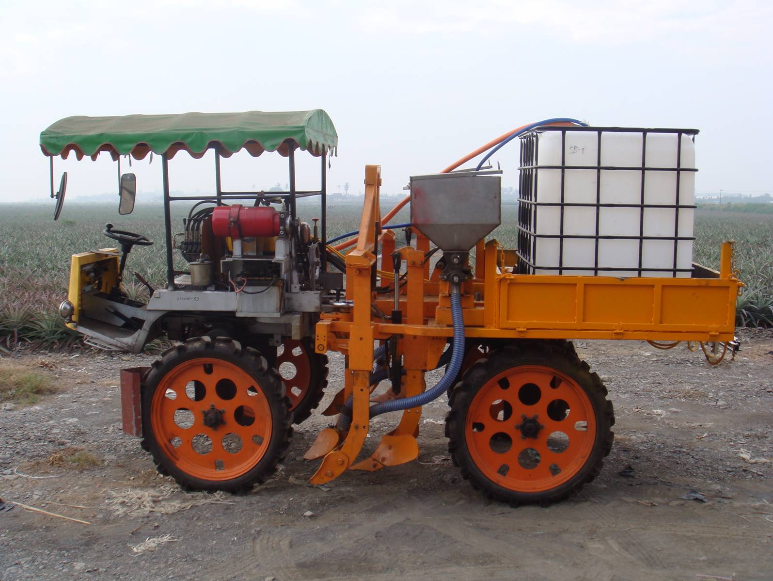 Pineapple Farm Multipurpose Management Machine